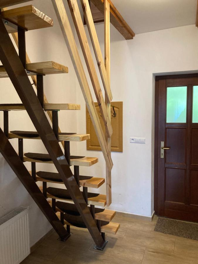 Chalupa A Apartmany Lojka Benecko Exterior foto
